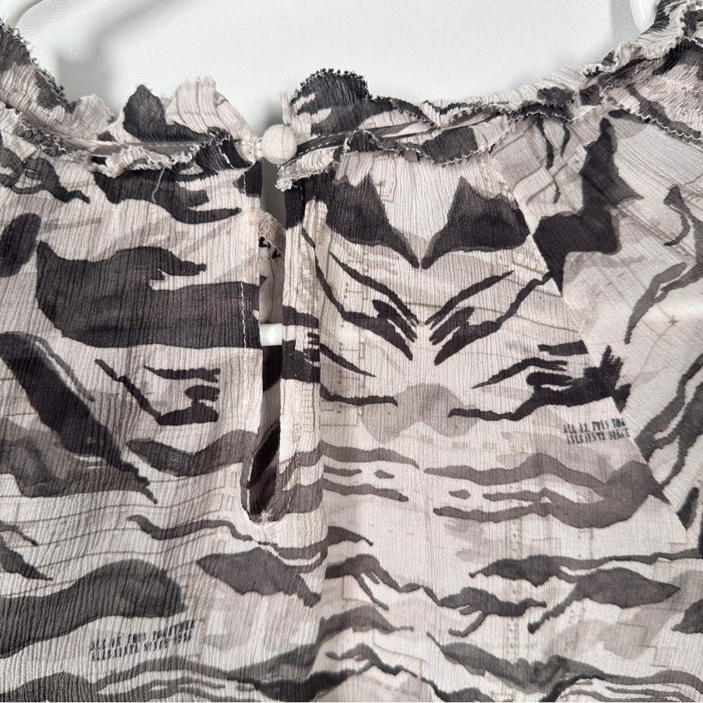 AllSaints Thallo Oniyuri Ecru Crop Ruffle Blouse Size 2 - Picture 10 of 13
